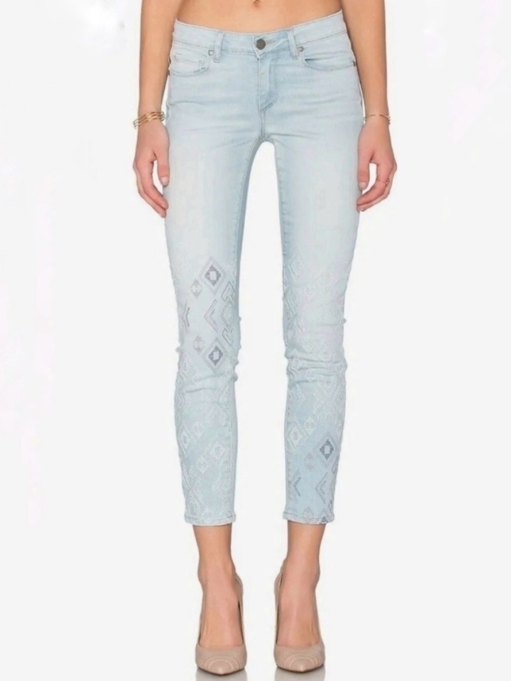 Light Wash Embroidered Skinny Jeans - Women